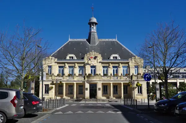 Monte Escalier Domicile Installation Monte escalier Saint-Médard-en-Jalles